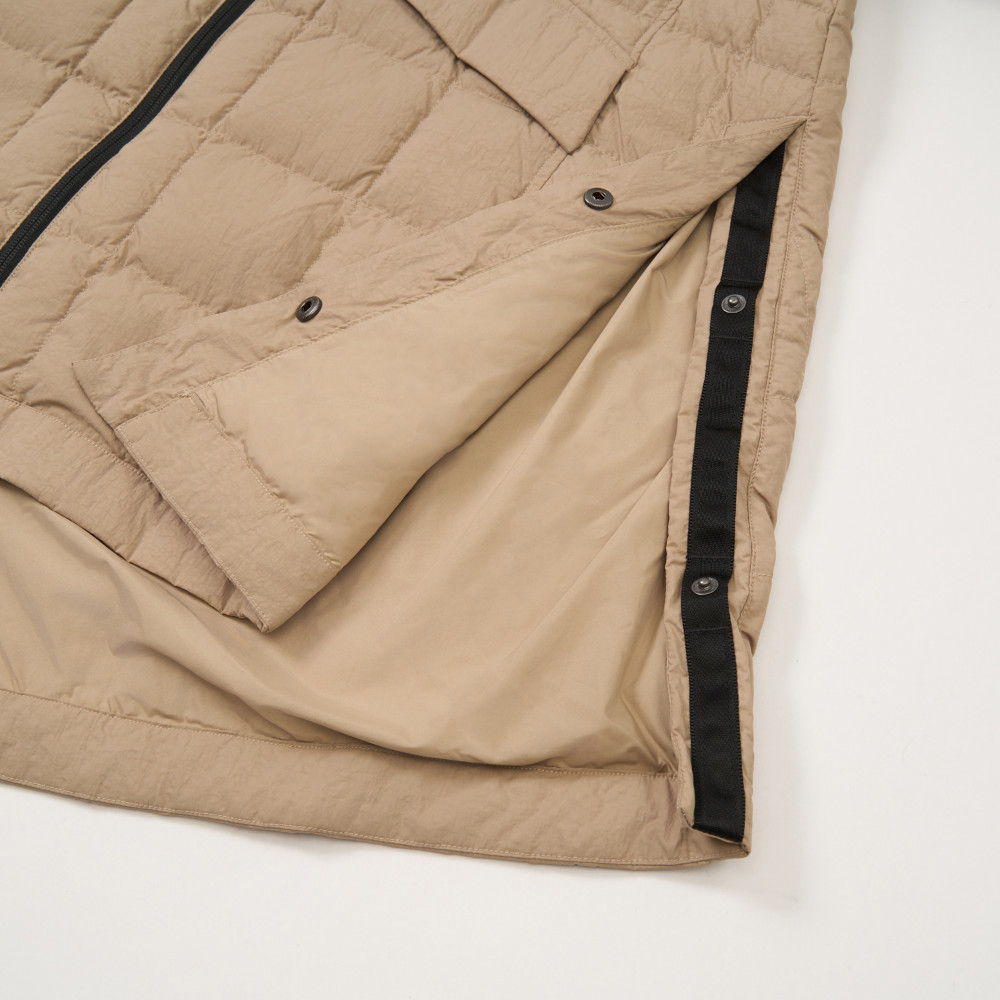 UE女款米黑拼接長版連帽外套｜8E7AEB4