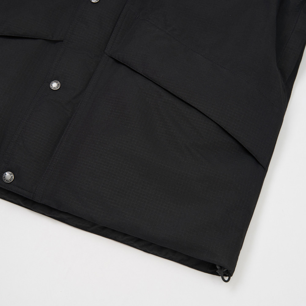 The North Face北面男款黑色DRYVENT防水羽絨外套｜8FGHJK3