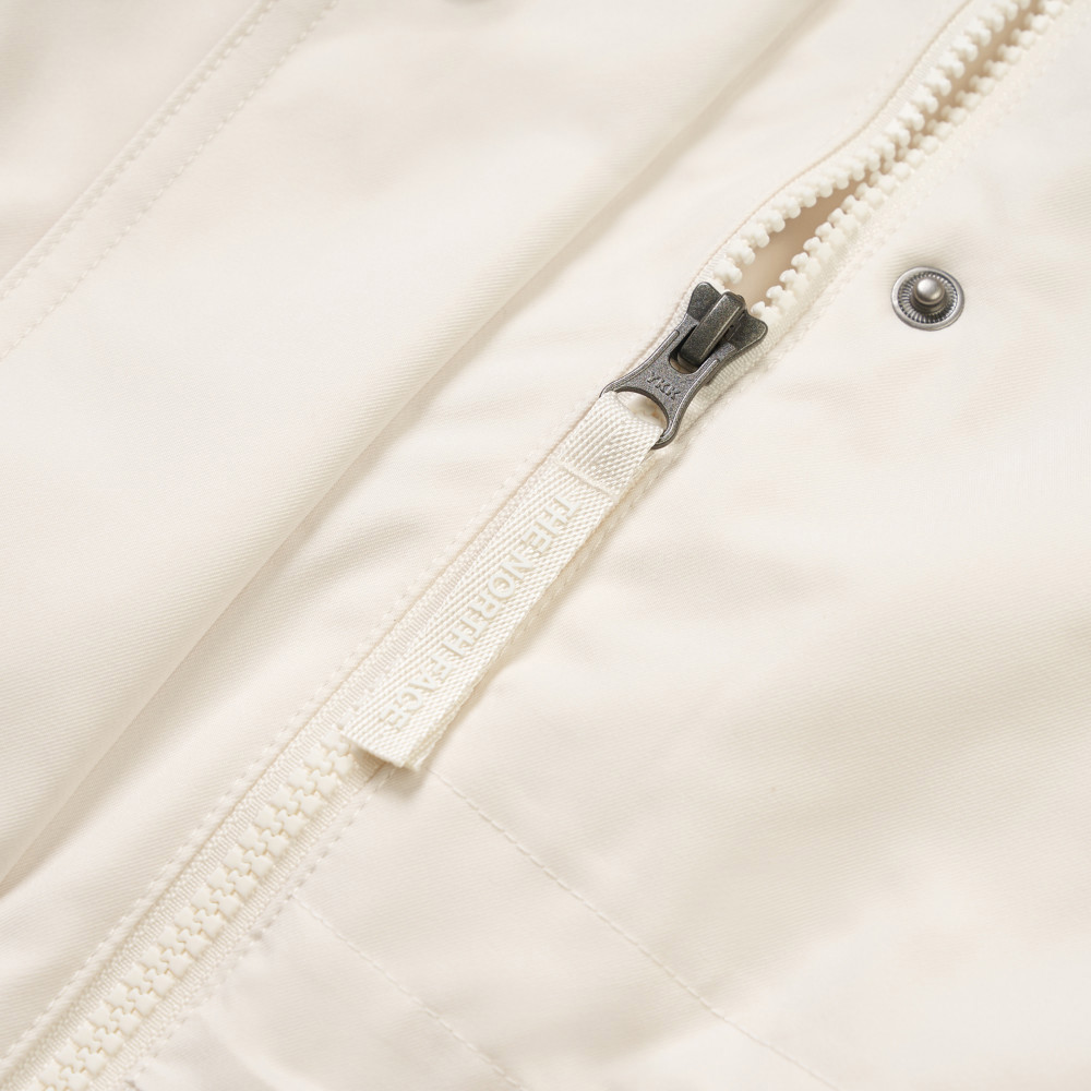 The North Face北面女款米白色DRYVENT防水三合一外套｜8ED6QLI