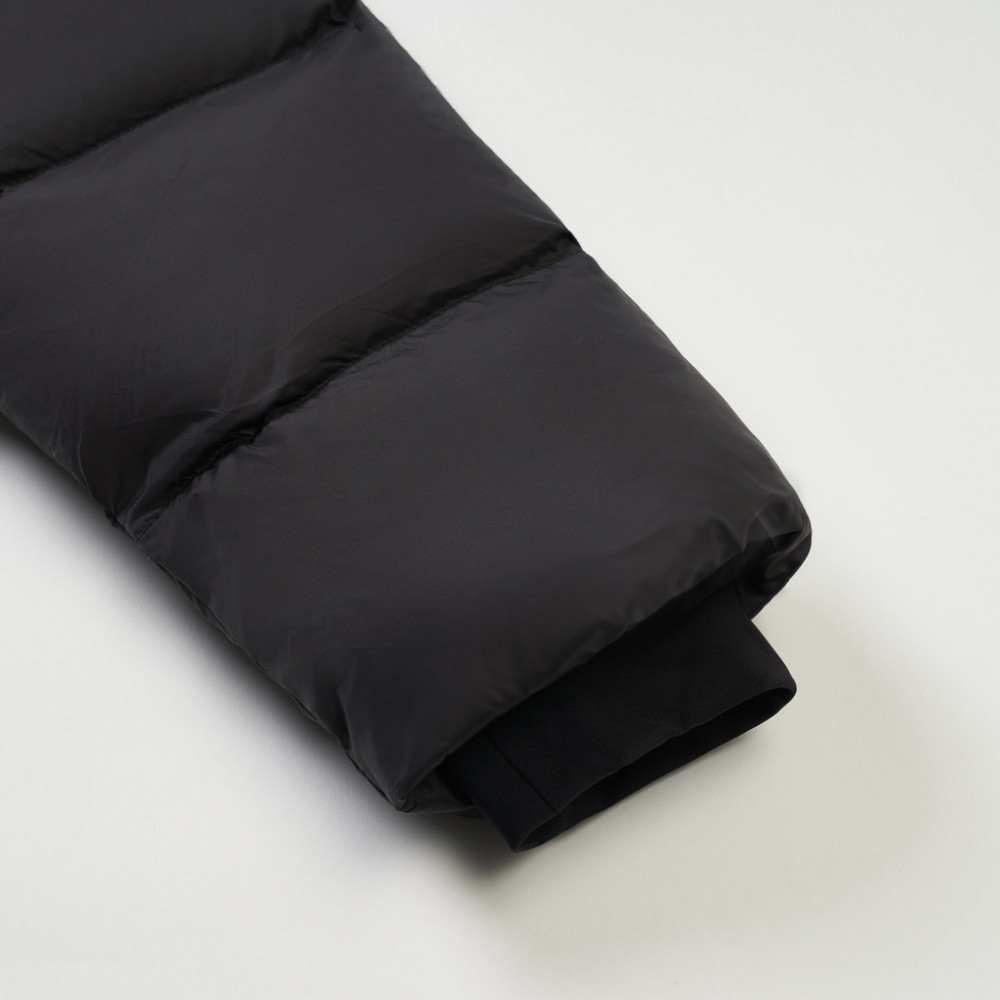 The North Face北面女款黑色DWR防潑水羽絨外套｜8ENCJK3