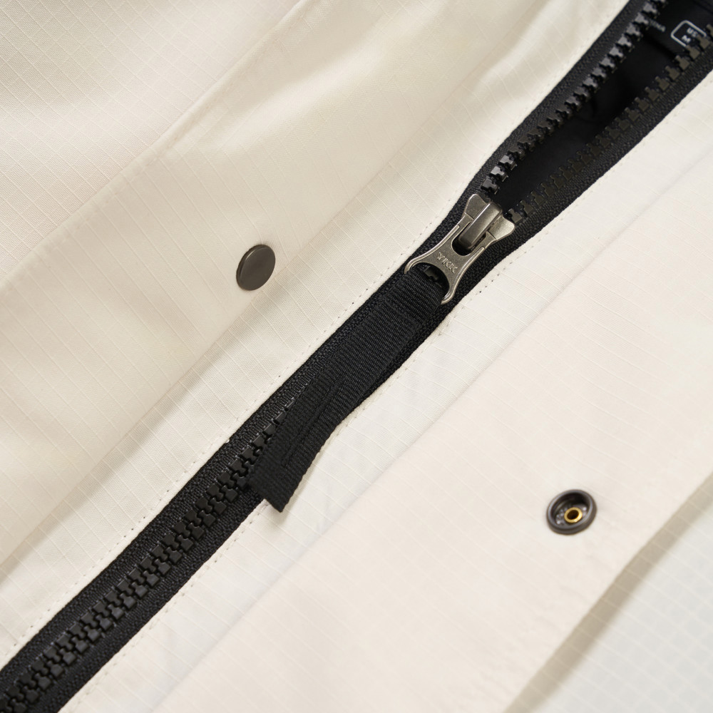 The North Face北面男款米白色DRYVENT防水羽絨外套｜8FGHROU