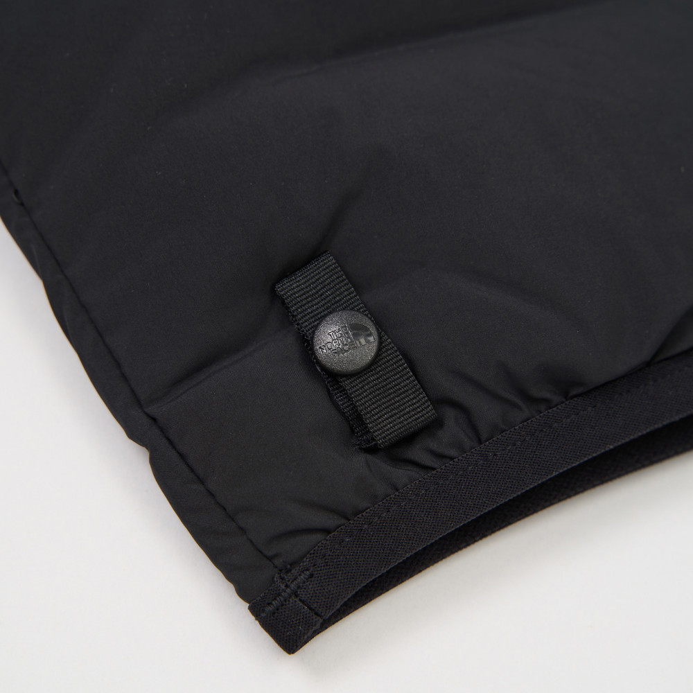 The North Face北面男款黑色DWR防潑水羽絨外套｜8DWVJK3