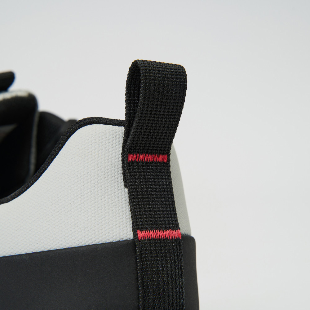 The North Face北面男女款灰色GORE-TEX專業防水靴子｜8D95C4F