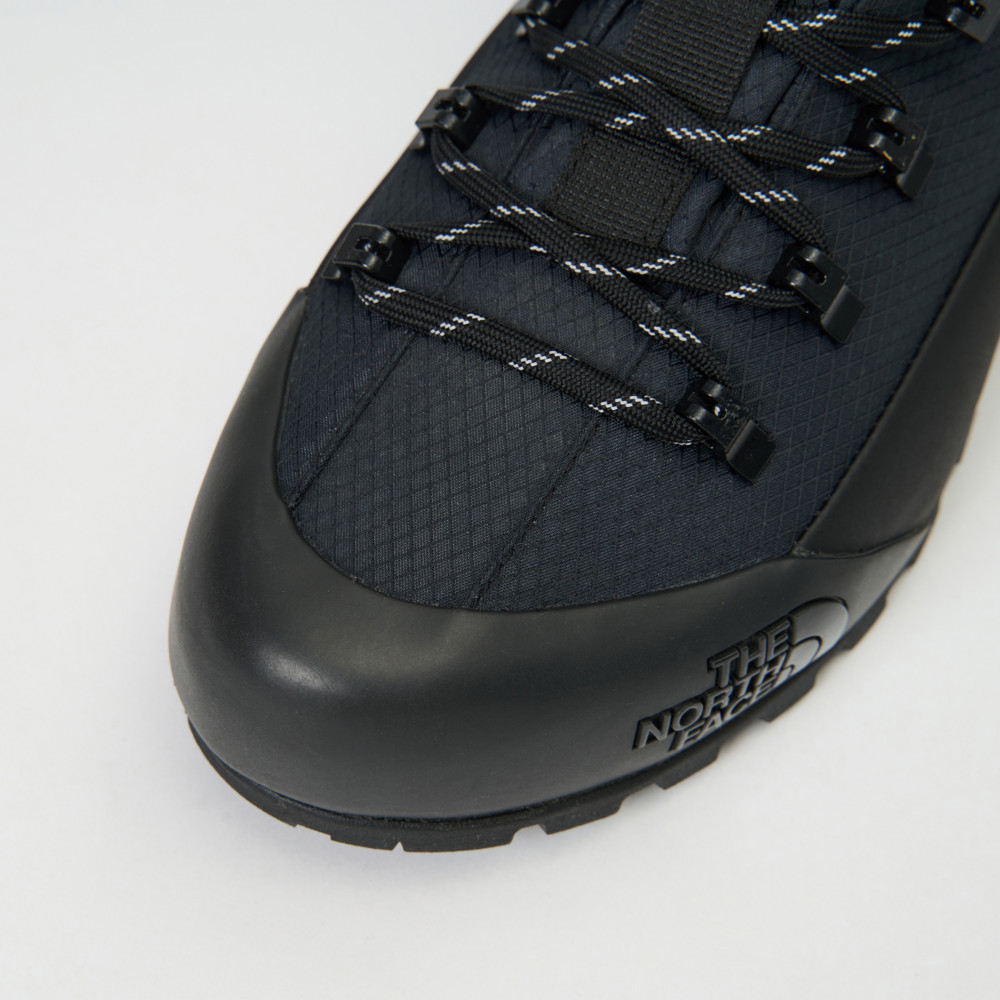 The North Face北面男女款黑色GORE-TEX專業防水靴子｜8D95KX7