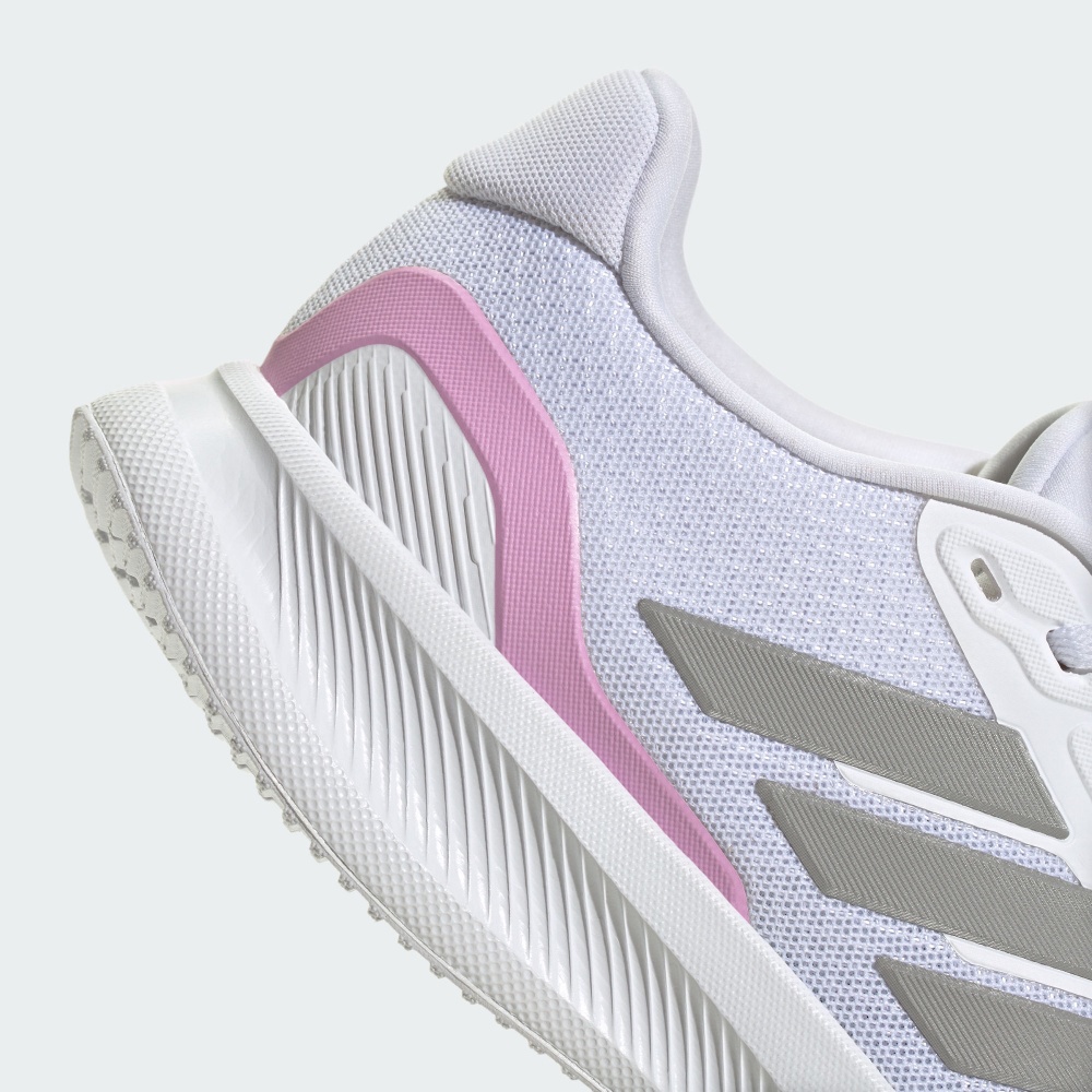 RUNFALCON 5 WIDE 跑鞋