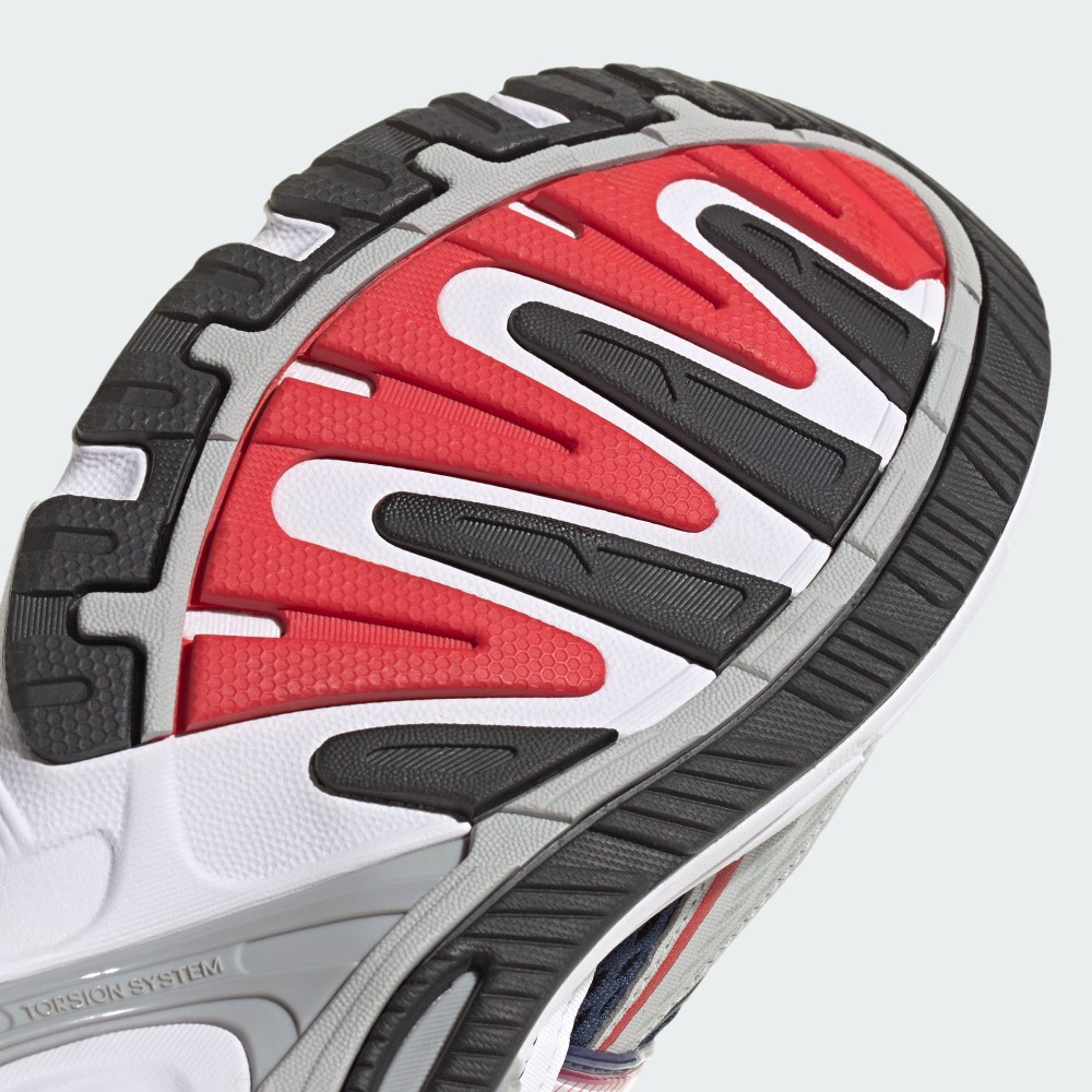 RESPONSE CL 運動休閒鞋