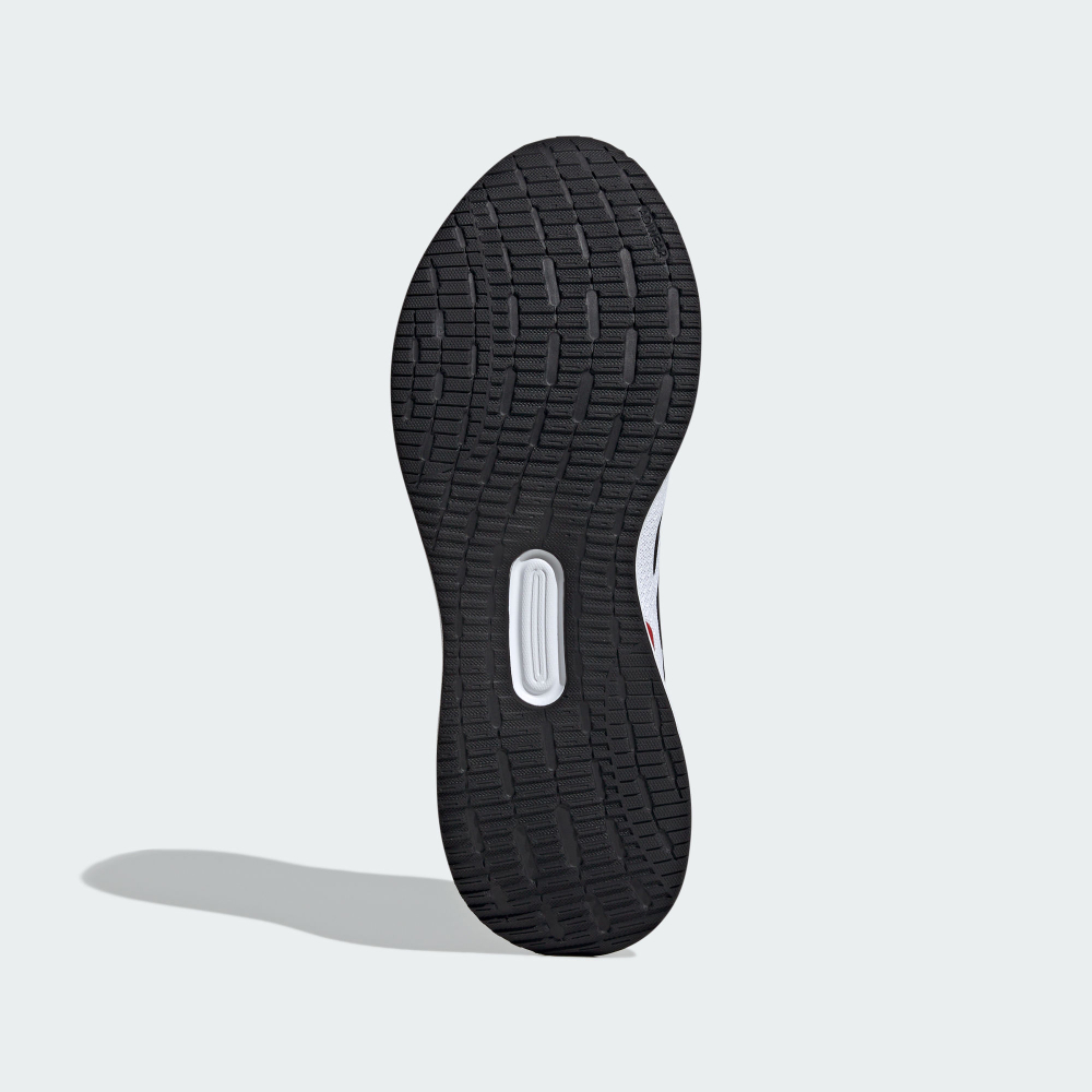 RUNFALCON 5 WIDE 跑鞋