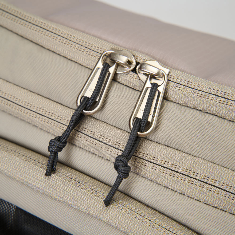 The North Face北面男女款棕色大容量休閒後背包｜8BK87M0