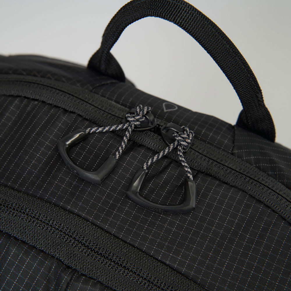 The North Face北面男女款黑色舒適背負休閒後背包｜8E9ZJK3