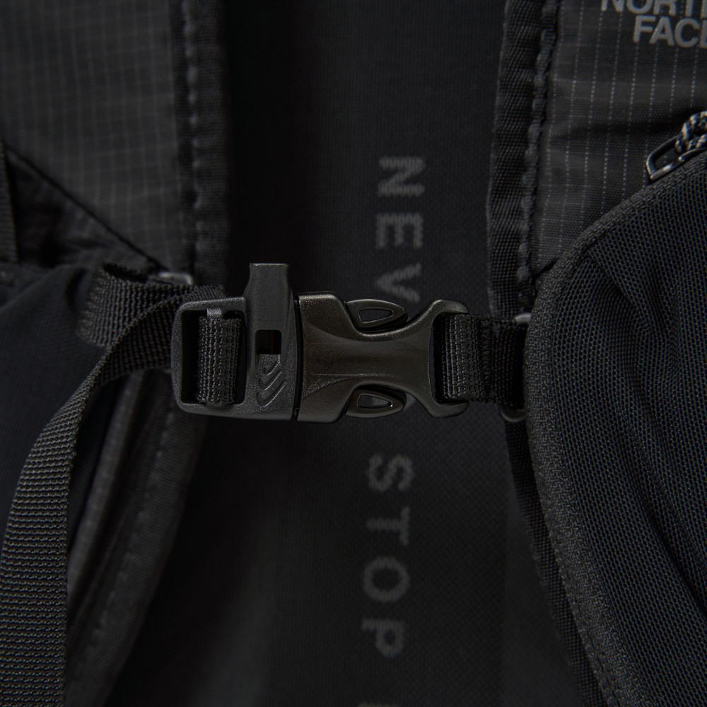 The North Face北面男女款黑色舒適背負休閒後背包｜8E9ZJK3