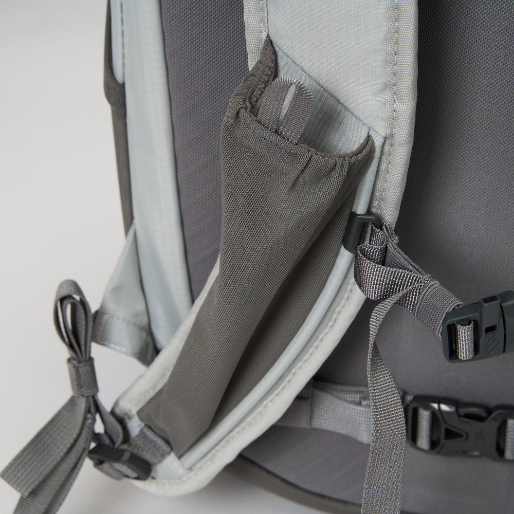 The North Face北面男女款灰色舒適背負休閒後背包｜8E9ZRO5