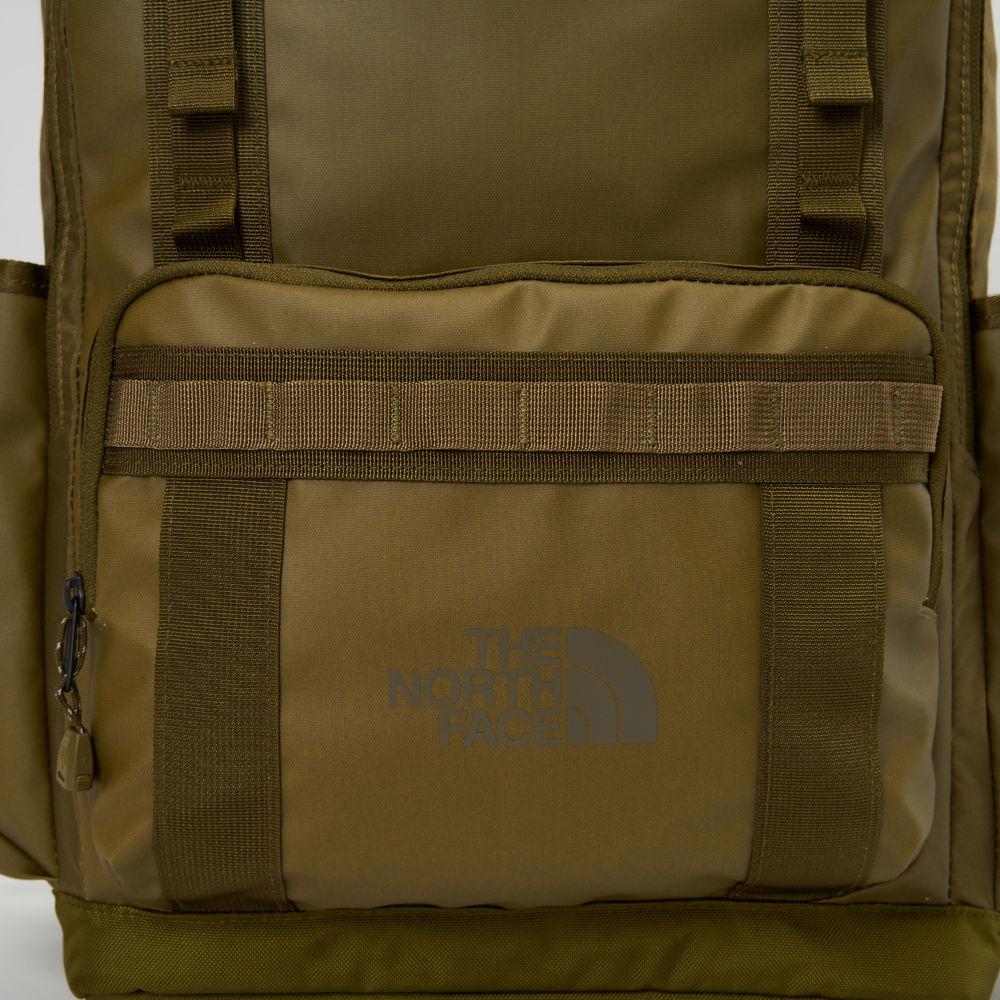 The North Face北面男女款棕色DWR防潑水休閒後背包｜8BK4C7E