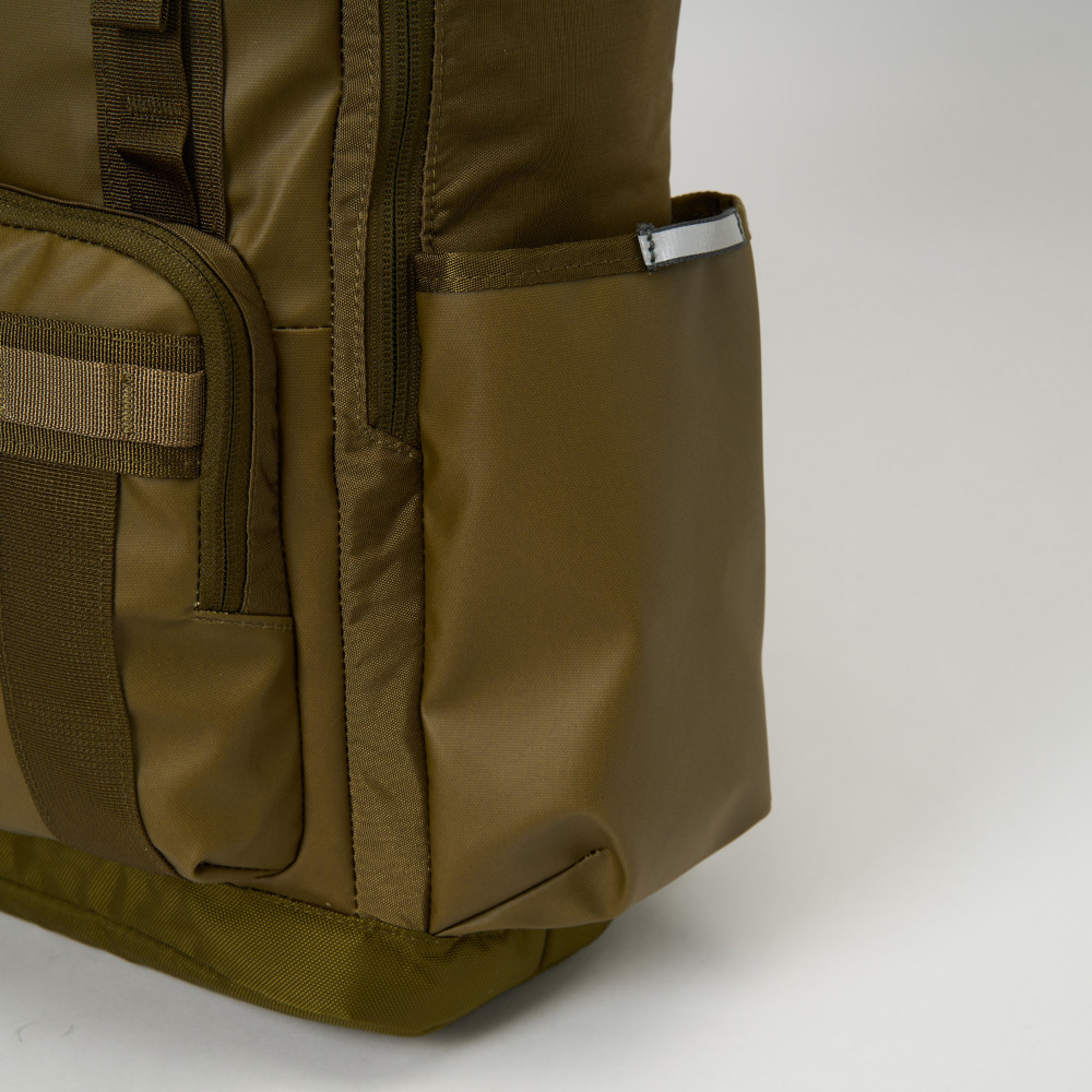 The North Face北面男女款棕色DWR防潑水休閒後背包｜8BK4C7E