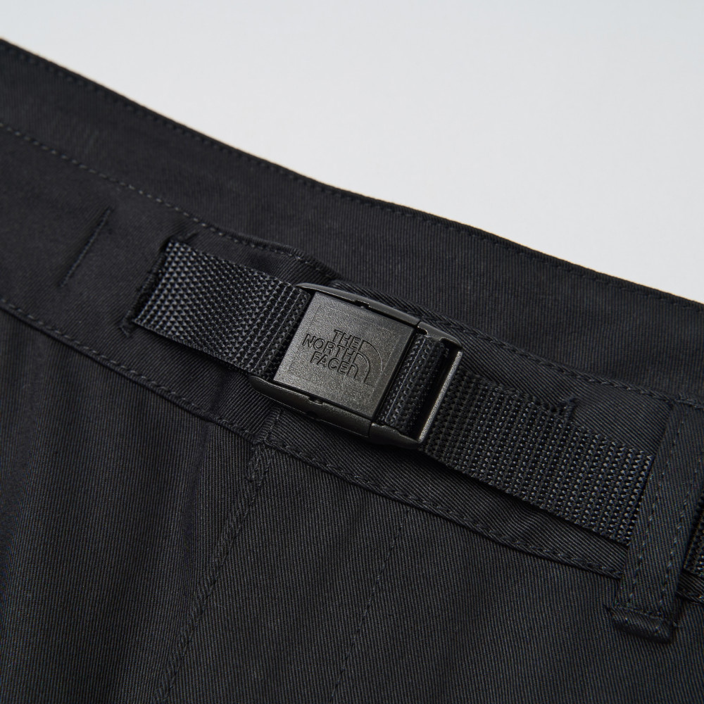 【限時搶購】男款黑色FLASHDRY速乾休閒長褲｜8AHEJK3