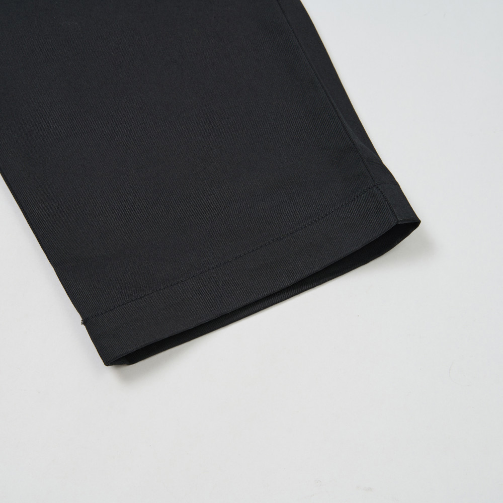 【限時搶購】男款黑色FLASHDRY速乾休閒長褲｜8AHEJK3