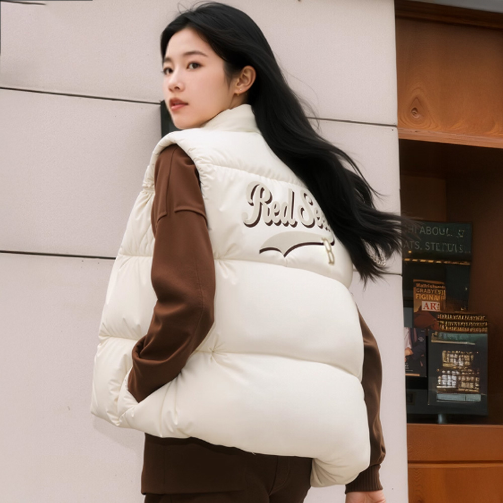 MLB 背後大Logo羽絨背心  Varsity系列 波士頓紅襪隊 (3ADVV0156-43CRD)