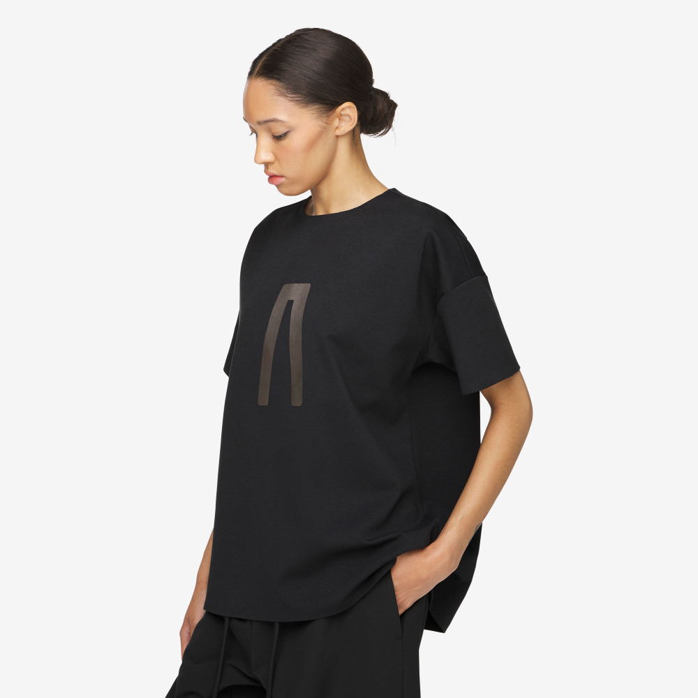 Adidas FEAR OF GOD ATHLETICS 短袖上衣｜隆重介紹 of 快乾機－逸酷官方商