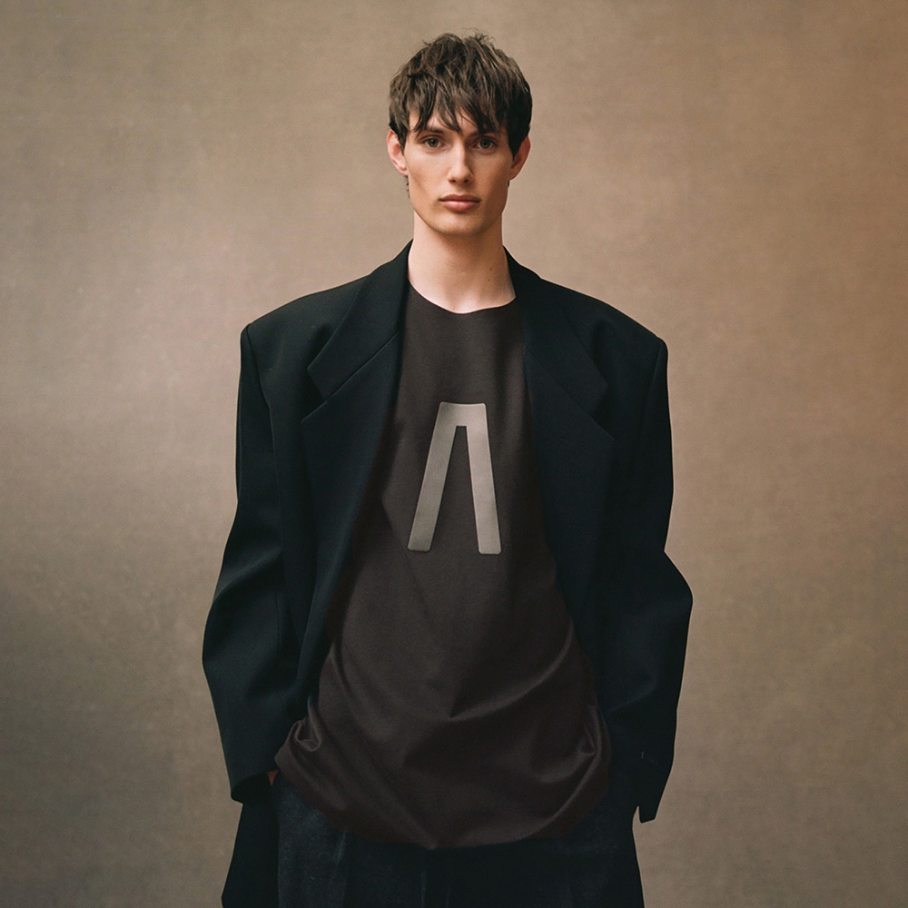 FEAR OF GOD ATHLETICS 短袖上衣