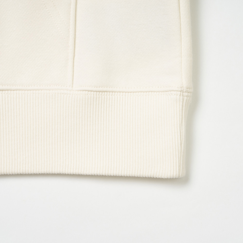 女款米白色可愛品牌LOGO長袖帽T｜8F0DQLI