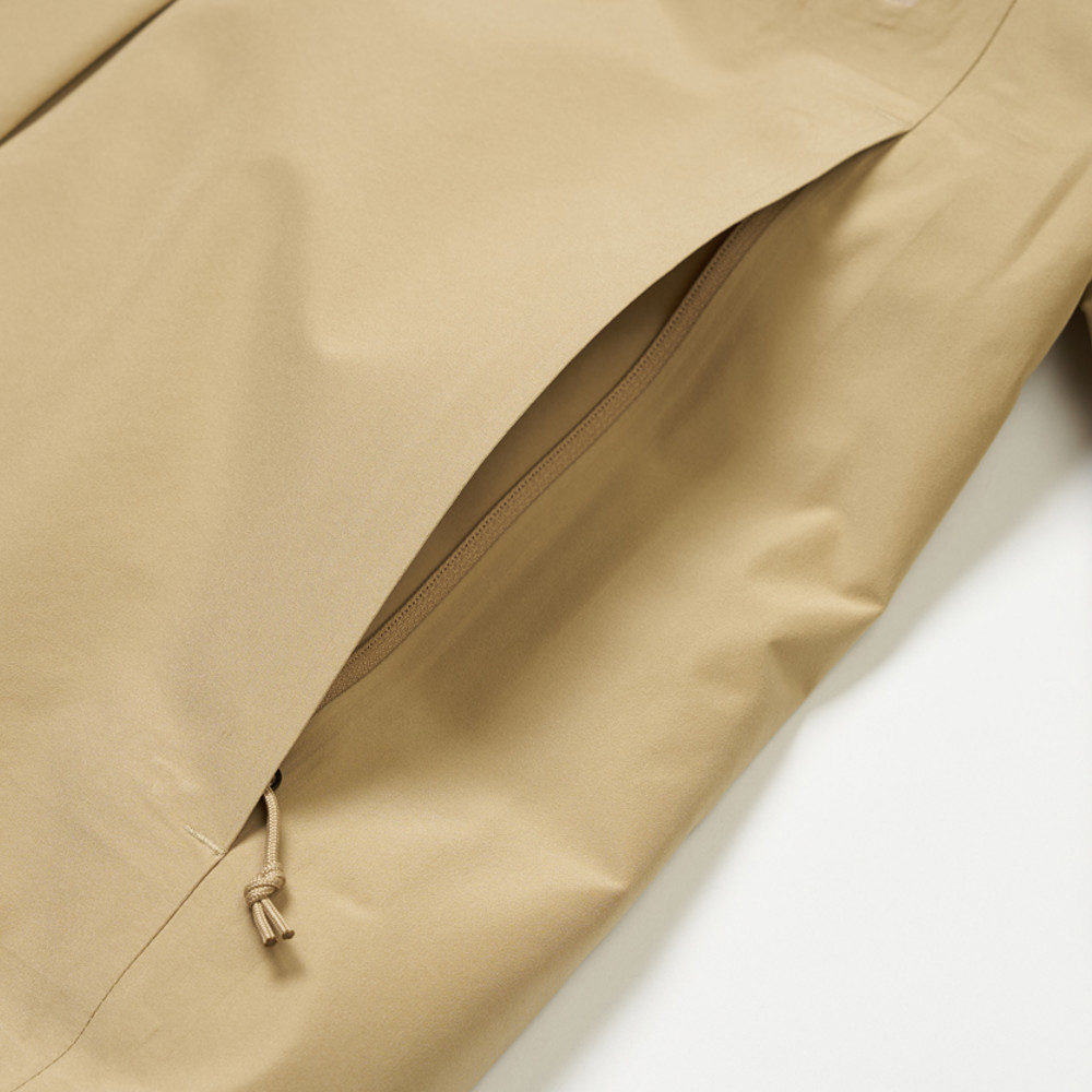 女款卡其色FUTURELIGHT防水納米殼羽絨內裡三合一外套｜8EQQLK5