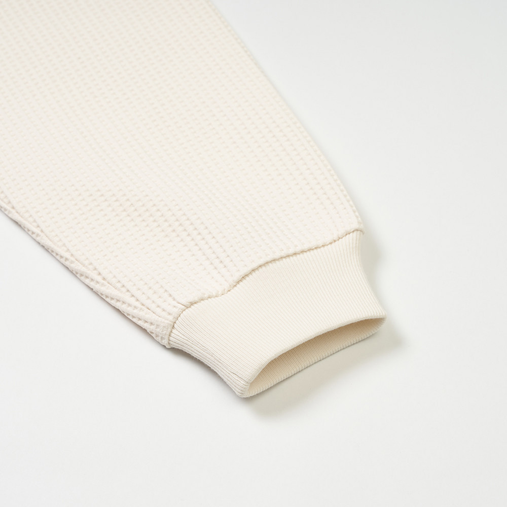 UE男款米白色長袖上衣｜8E1WQLI