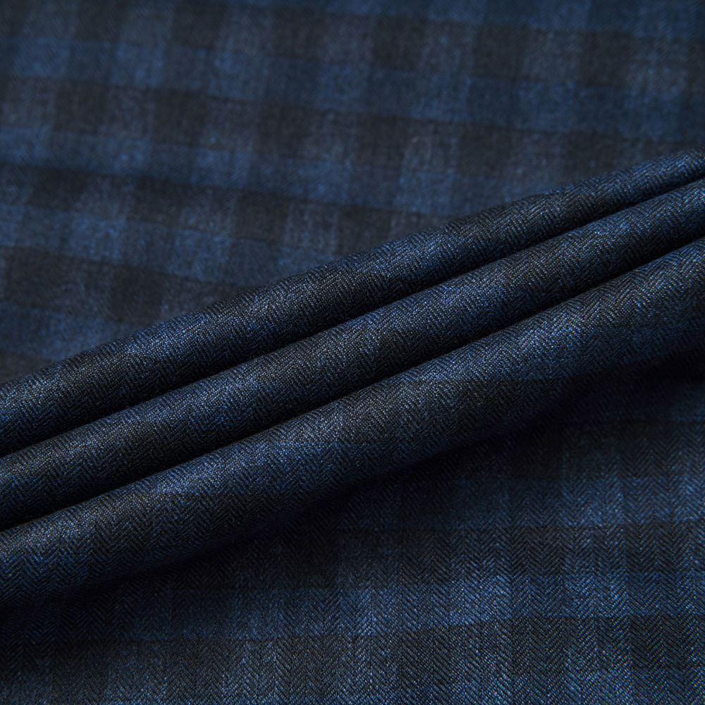 UE男款藍色DWR防潑水休閒長褲｜8E1Y8K2