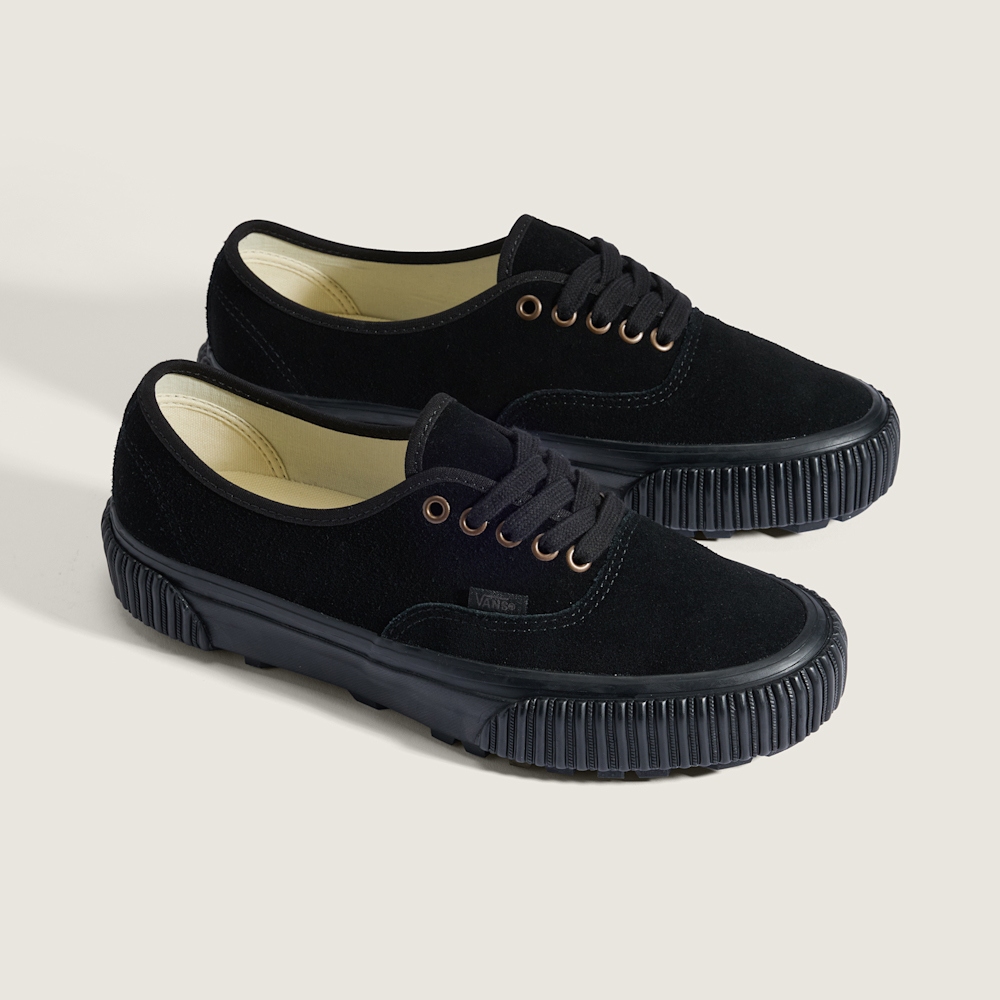 Premium LX Authentic 44 V-Lug 黑色滑板鞋