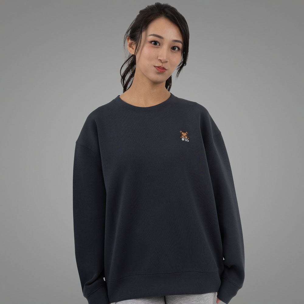 【山林同萌系列】山豬刺繡大學TEE灰藍款(男女適穿)