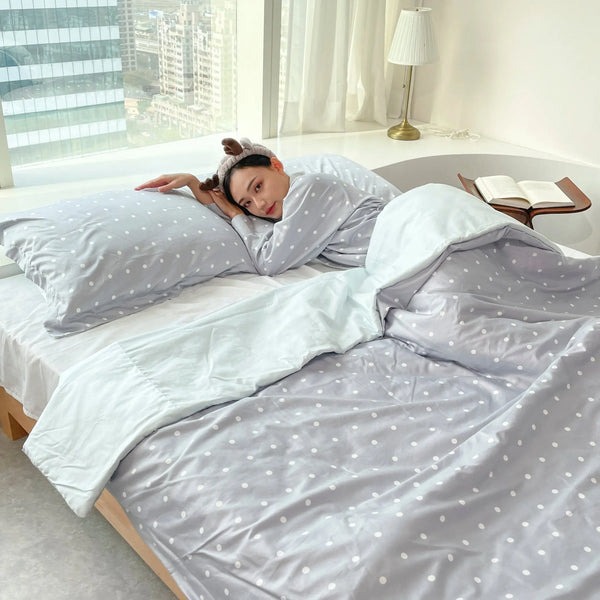 【SAVAMUNT賽芙嫚】奧地利蘭精天絲™莫代爾 6*7尺鋪棉四季被 點點系列(灰點點、藍點點、粉點點)-廠商直送