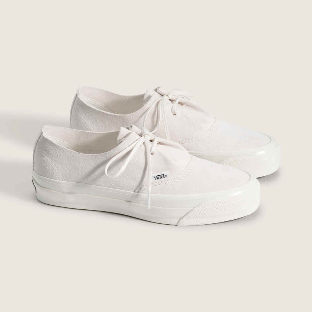 Premium LX Authentic Ease 米白色滑板鞋