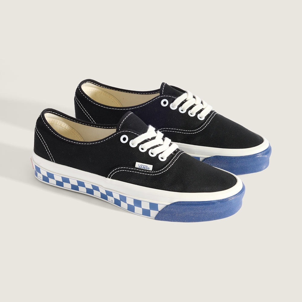 Premium LX Authentic 44 黑色/藍色滑板鞋