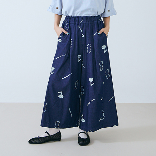 【E WEAR.FAVVI x yohand studio】連續的夢-牛仔印花寬褲 (深藍)