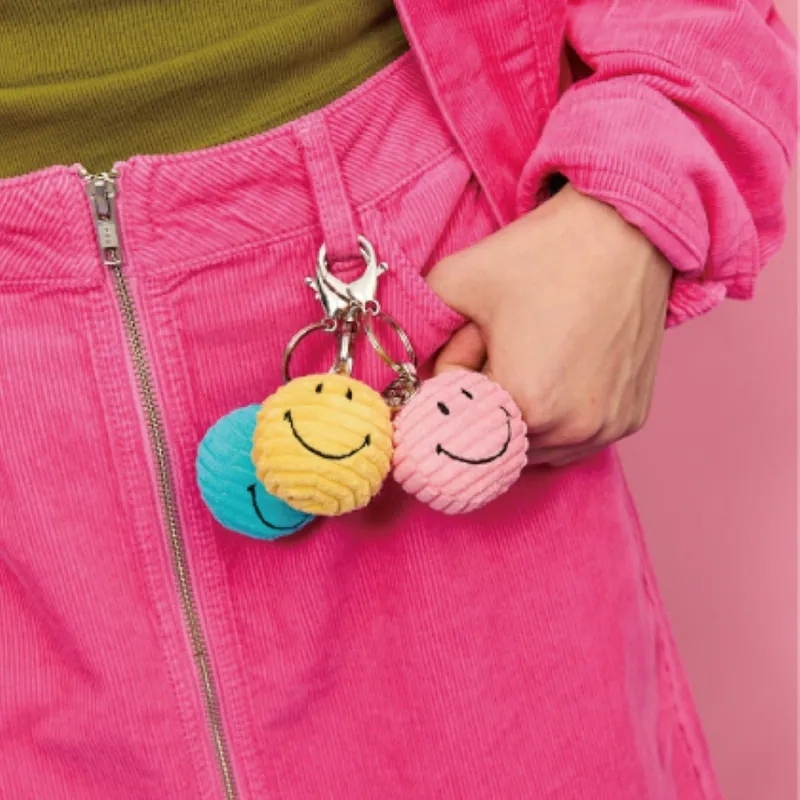 BON TON TOYS Smiley笑臉ECO燈芯絨鑰匙圈-4.5cm (3色可選)