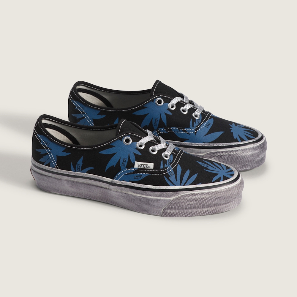 Premium LX Authentic 44 黑色/藍色滑板鞋