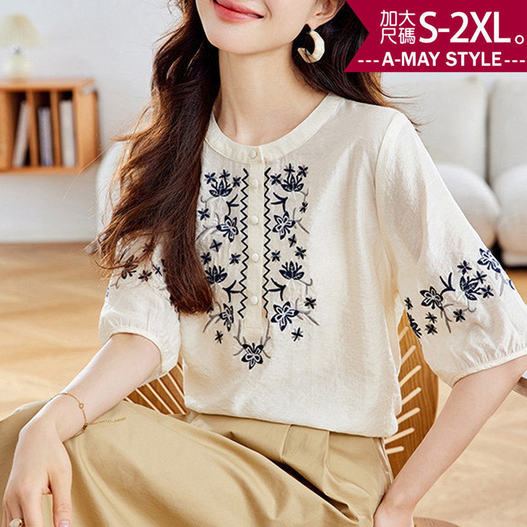加大碼 復古民族風刺繡圓領寬鬆五分袖上衣(S-2XL)【XAM260448】＊艾美時尚(現 預)