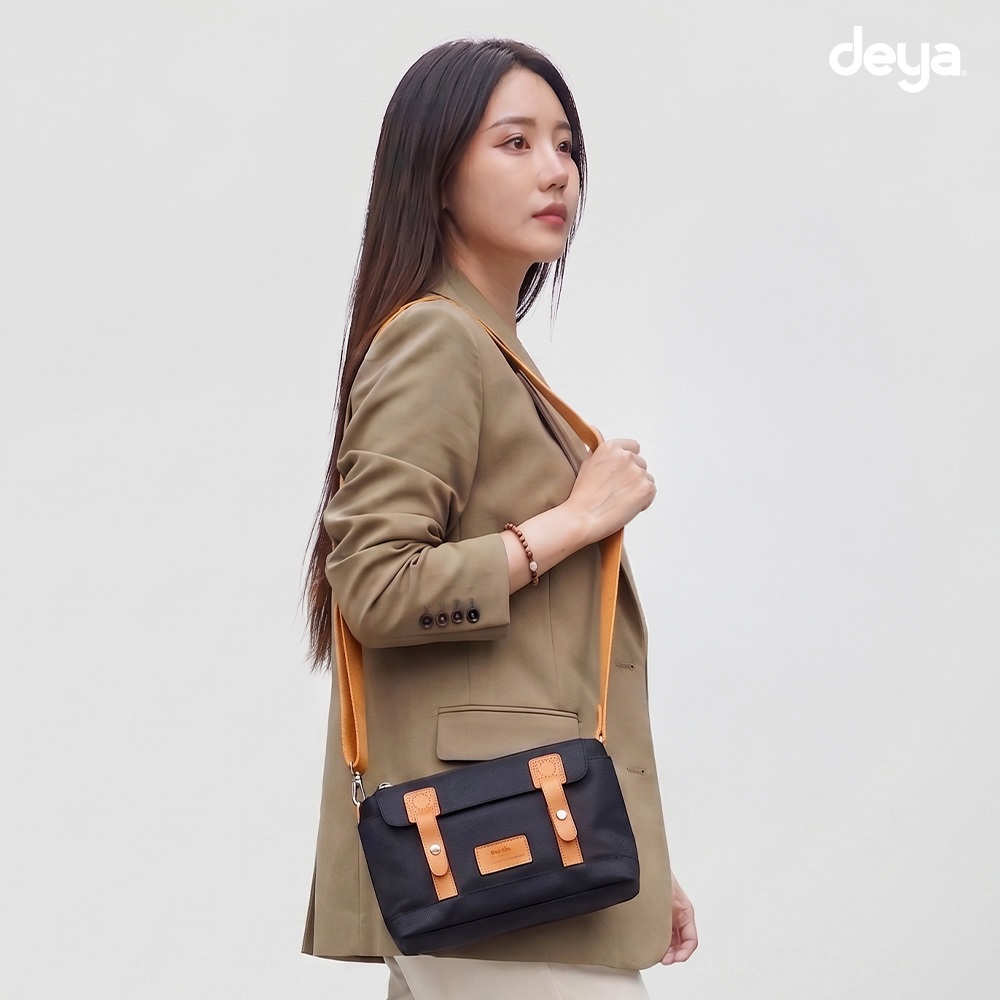 【deya】Wander 蒼芎藍斜背包 62505095635