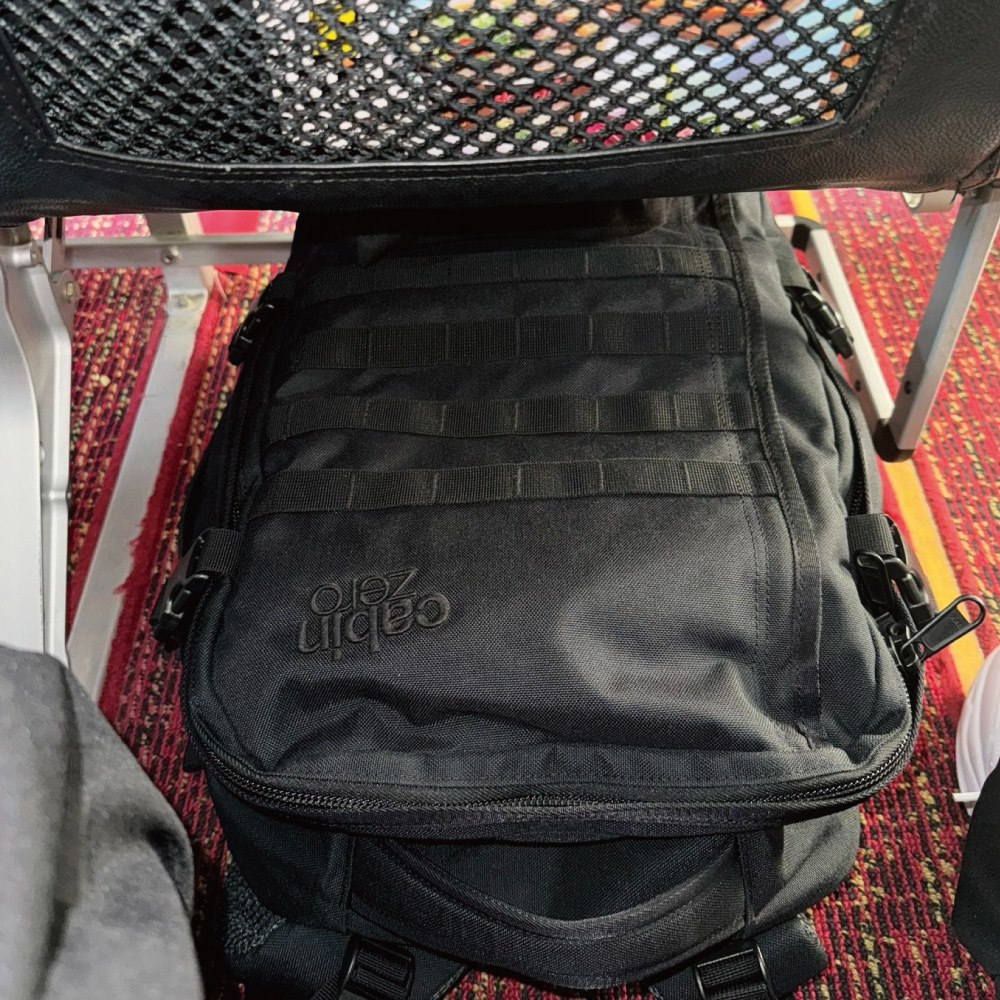 【CabinZero】英國輕旅登機後背包36L - 軍用款(黑)2.0