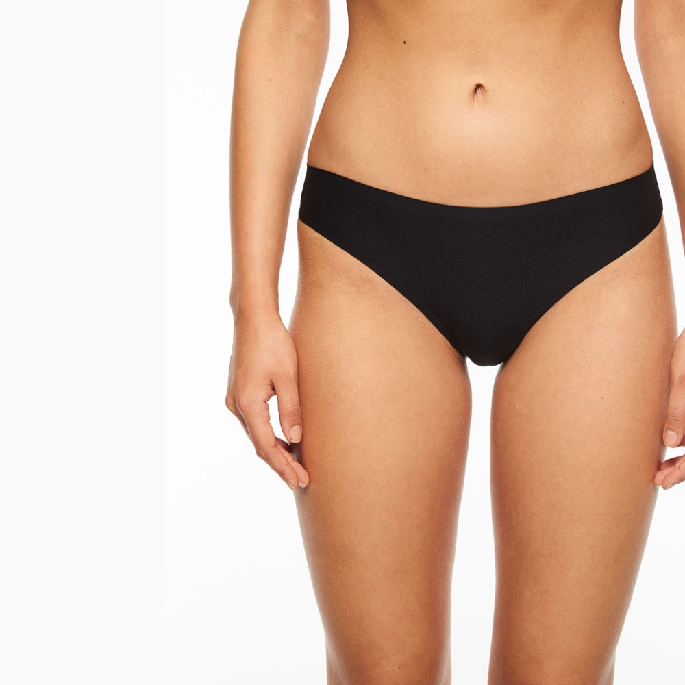 【Chantelle Lab】透氣涼感丁字內褲>F>黑色(26490_011)【Soft Stretch】