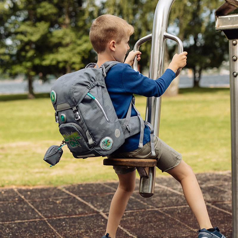 Classic 兒童護脊書包 22L - 遊戲開始