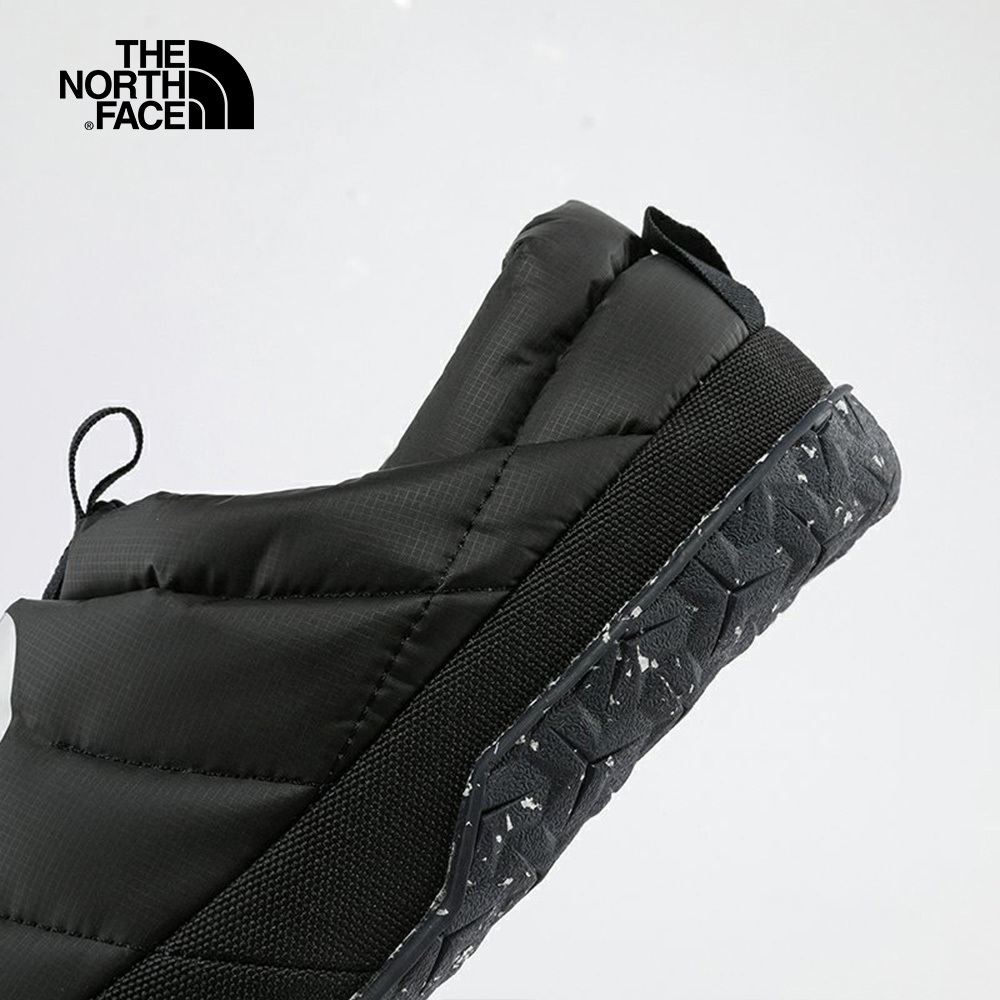 The North Face北面女款黑色輕便保暖耐久抓地休閒鞋｜5G2BKY4