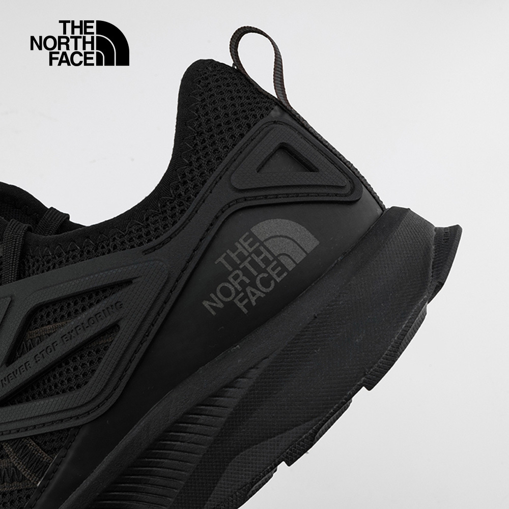 The North Face北面男款黑色舒適透氣抓地徒步鞋｜7W5SKX7