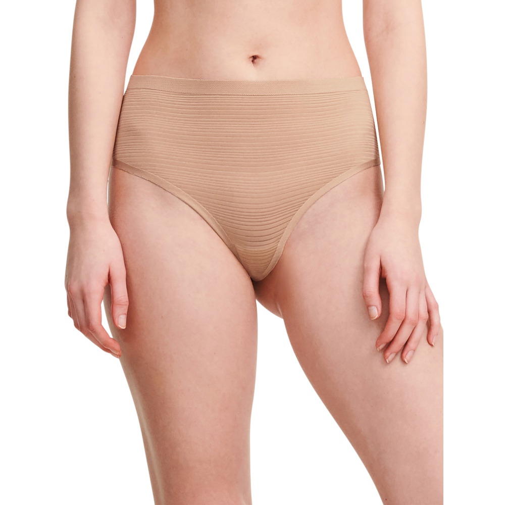 【Chantelle Lab】透氣涼感無痕丁字內褲>絲光膚(20D90_00Q)【Soft Stretch Stripes】