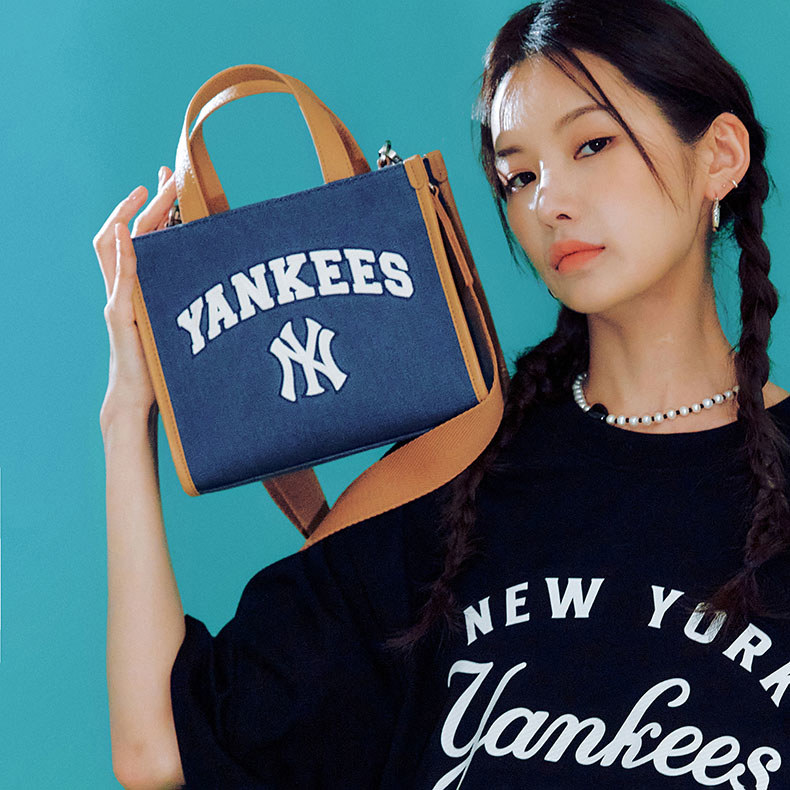 MLB 帆布小托特包 斜背包 Varsity系列 紐約洋基隊 (3AORS083N-50INS)