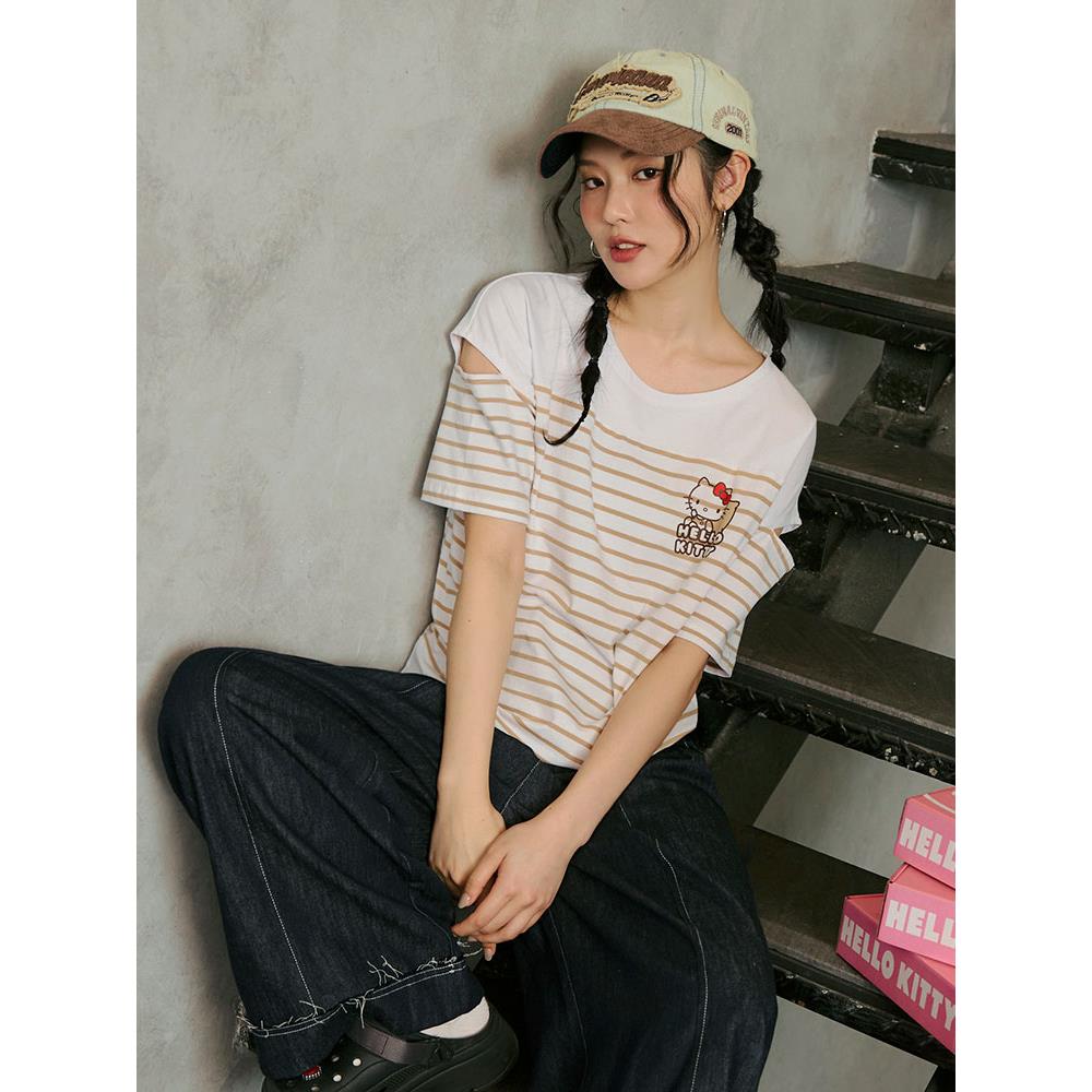 KITTY CUTIE LAND.橫條紋挖袖短TEE