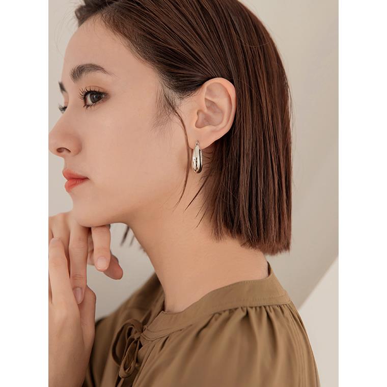 圓潤U型光澤金屬耳圈耳環
