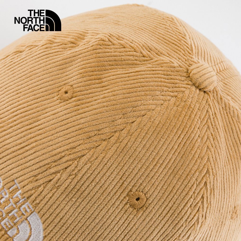 【10/24 00點週末限定】The North Face北面男女款卡其色燈芯絨品牌LOGO運動帽｜7WJQI0J