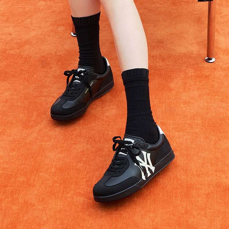 MLB SQUEEZE 休閒鞋 紐約洋基隊 (3ASXSQZ3N-50BKS)