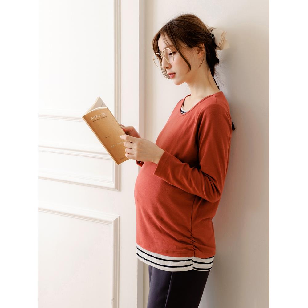 輕磨毛假兩件拼接條紋側抽皺造型哺乳上衣