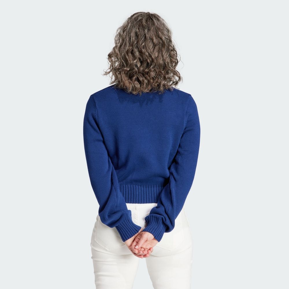 PREMIUM ESSENTIALS 短版長袖上衣