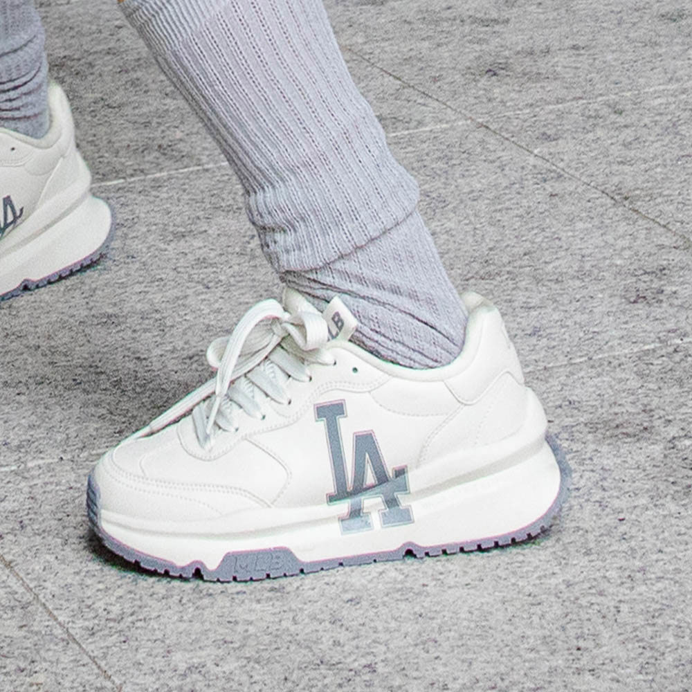 MLB Korea MLB 老爹鞋 Chunky Runner系列 洛杉磯道奇隊 (3ASHCRB3N-07IVS)